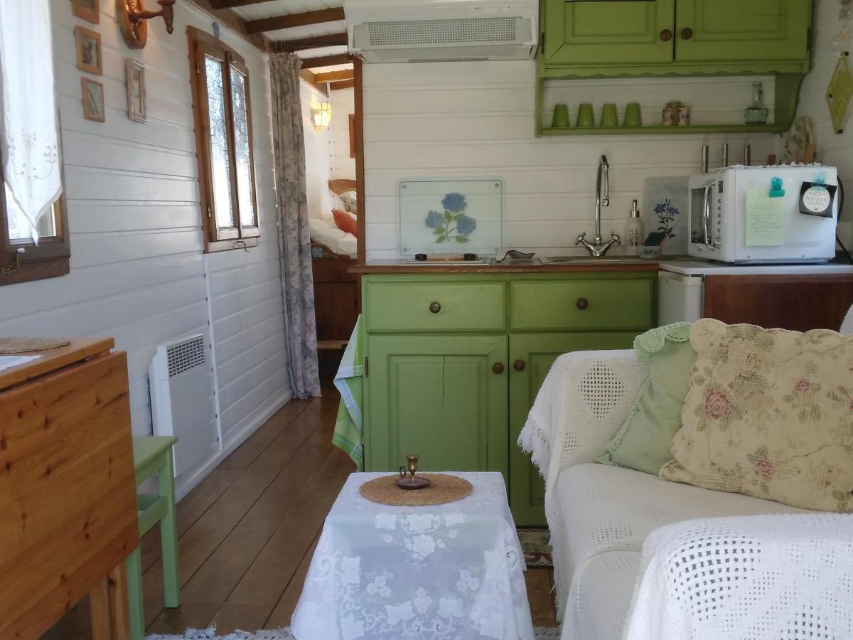 Roulotte Fleur Des Champs Villa Sigalens Екстериор снимка